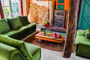 BoHo Experience Wellness, Jacuzzi, Sauna, BBQ, Garden, Sleeps 10